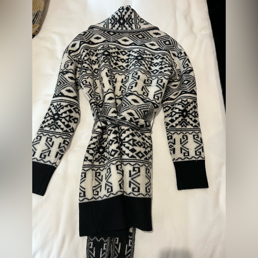 Veronica Beard Black and White Geometric Cardigan - Picture 2 of 3